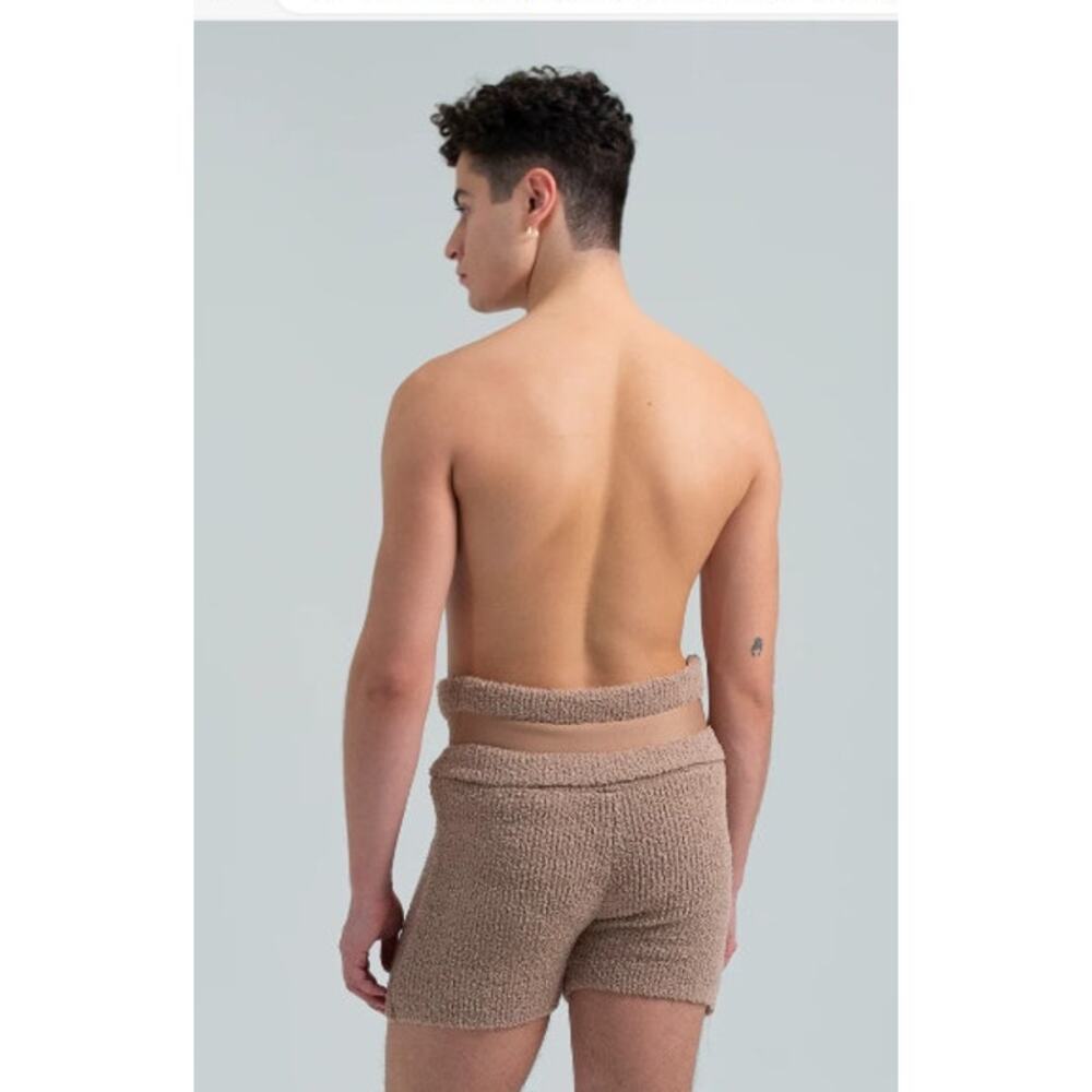 New NWT Fang Light Terry Cloth Essentials Shorts Size 1 - Picture 2 of 12